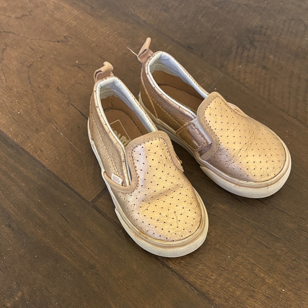 Toddler Vans slip ons rose gold